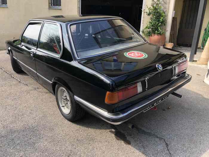 BMW e21 323i 3