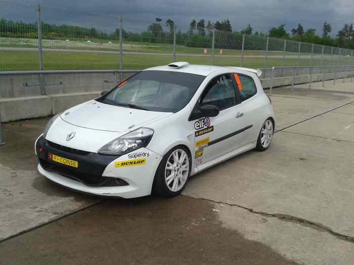 4  Jantes Blanches CLIO  3 CUP X85