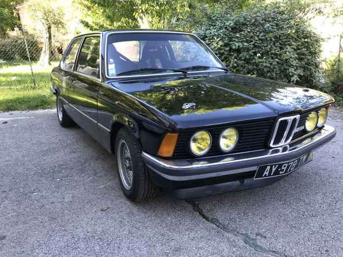 BMW e21 323i 0