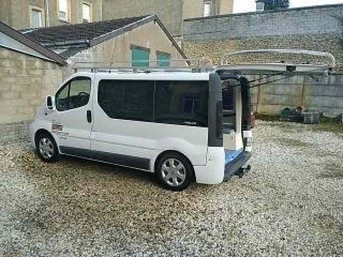 RENAULT TRAFIC AMENAGE 1