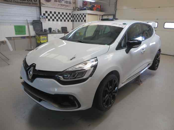 Renault Clio 4 cup 2016 5