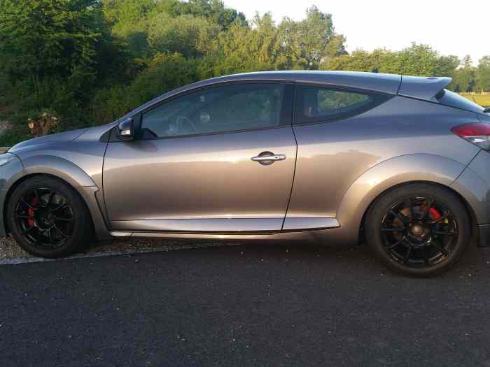 MEGANE 3 RS / Châssis Cup + RECARO / trackday 1