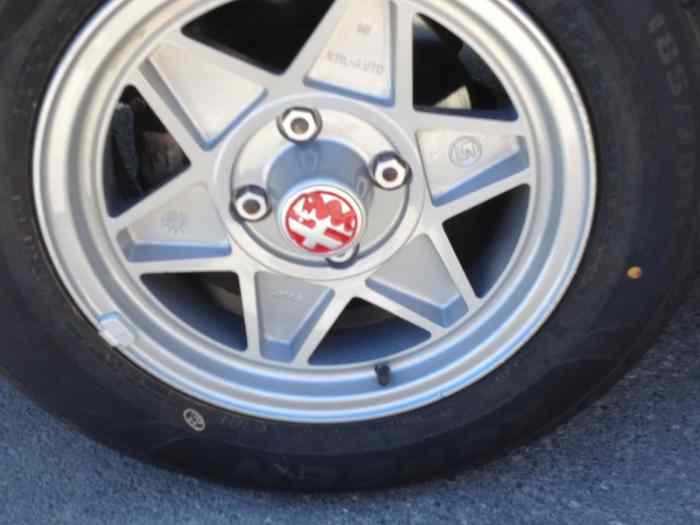 Alfa romeo duetto spider 4