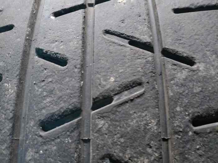 Pneu Hankook Z205 210/625/17 3