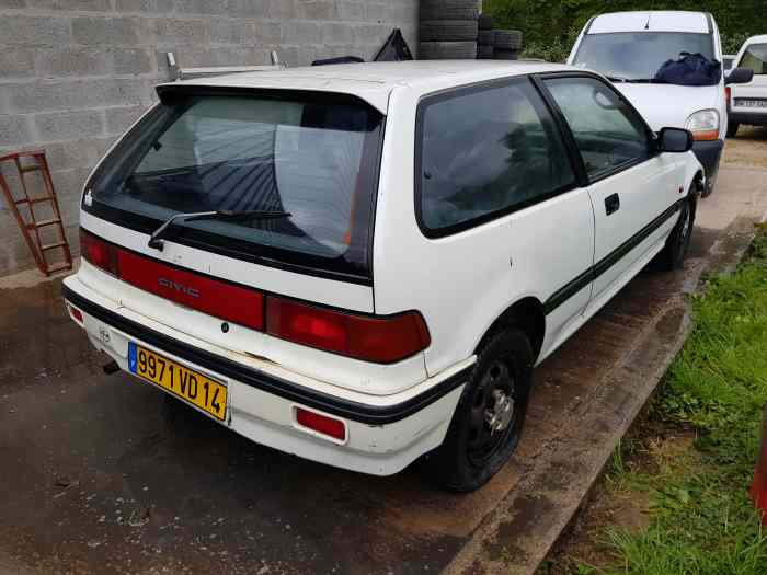 Honda civic ed7 1.6 16s pour pièces 1