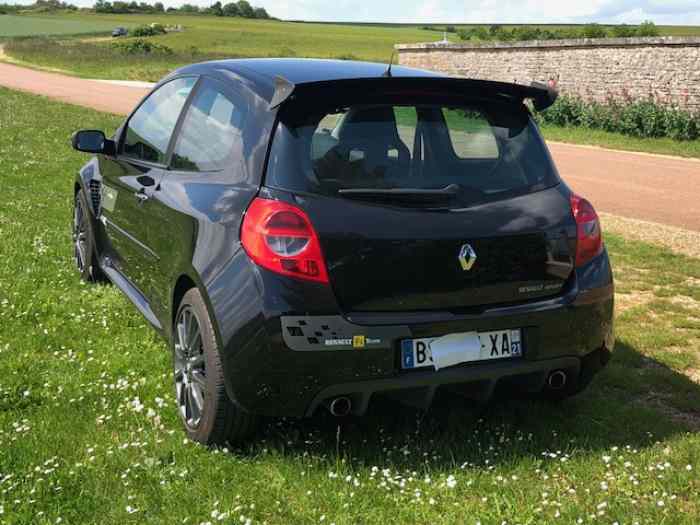 clio 3 rs f1 team 5