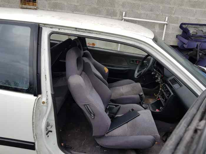Honda civic ed7 1.6 16s pour pièces 2