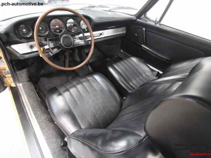 Porsche 911 T 2 Litres Coupé SWB Carrosserie Karmann 3