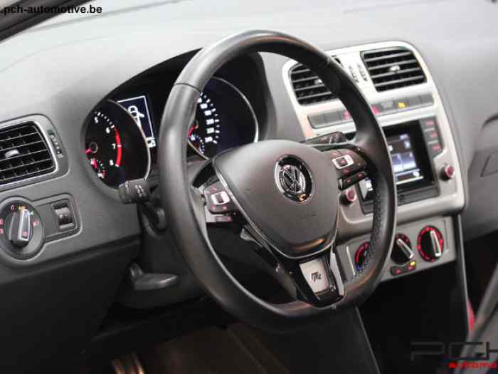 Volkswagen Polo 1.2 TSI 90cv BMT Highline + R Line 5