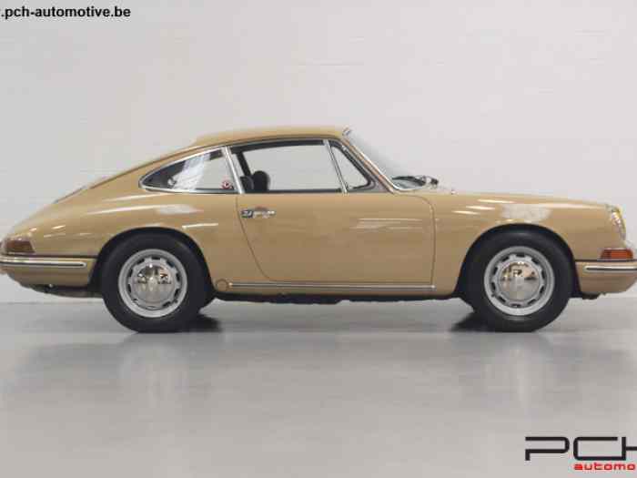 Porsche 911 T 2 Litres Coupé SWB Carrosserie Karmann 2