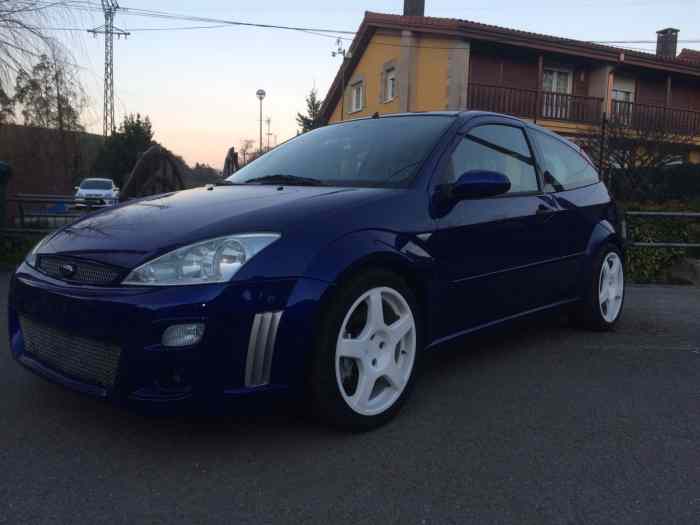 FORD FOCUS RS 0