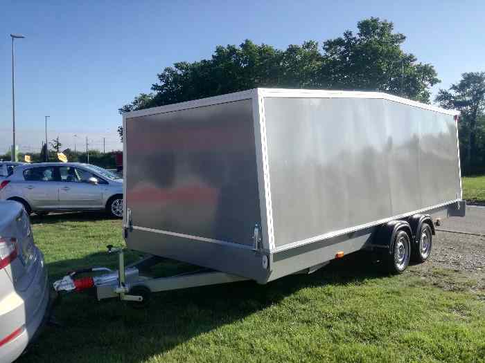 REMORQUE PORTE VOITURE FERME NEUVE 4