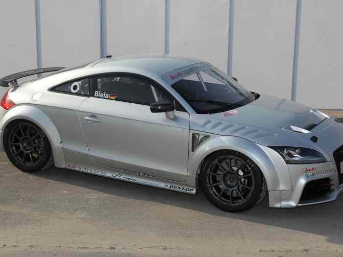 CAPOT CARBONE AUDI TT 8J MK2 0