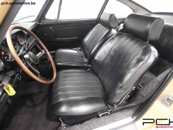 Porsche 911 T 2 Litres Coupé SWB Carrosserie Karmann 4