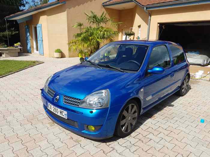 Clio 2 RS3 châssis sport toutes options 0