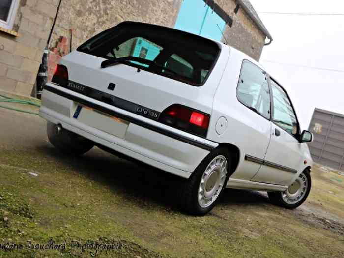Clio 16s