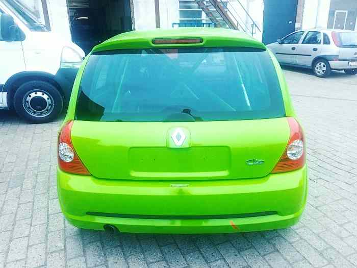 A vendre Clio 2 RS Ragnotti Group N 21.000km 5