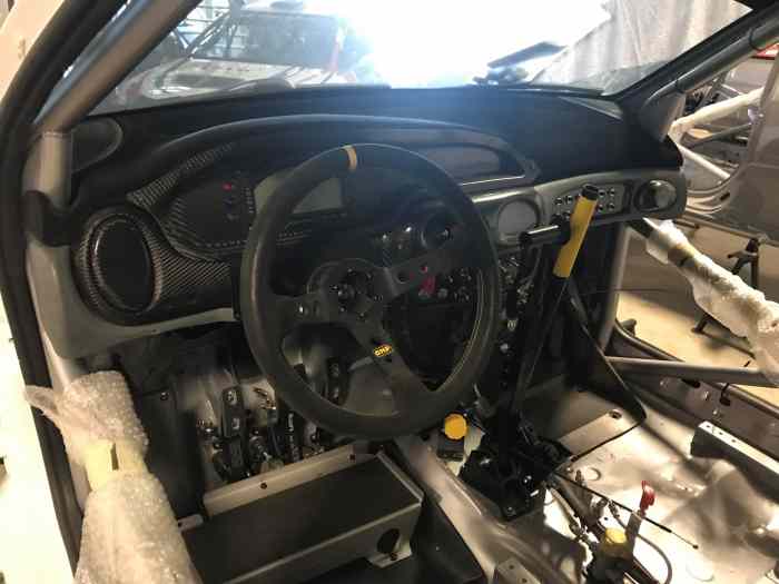 Vends MEGANE MAXI « top f2000 » idem kit car. 1