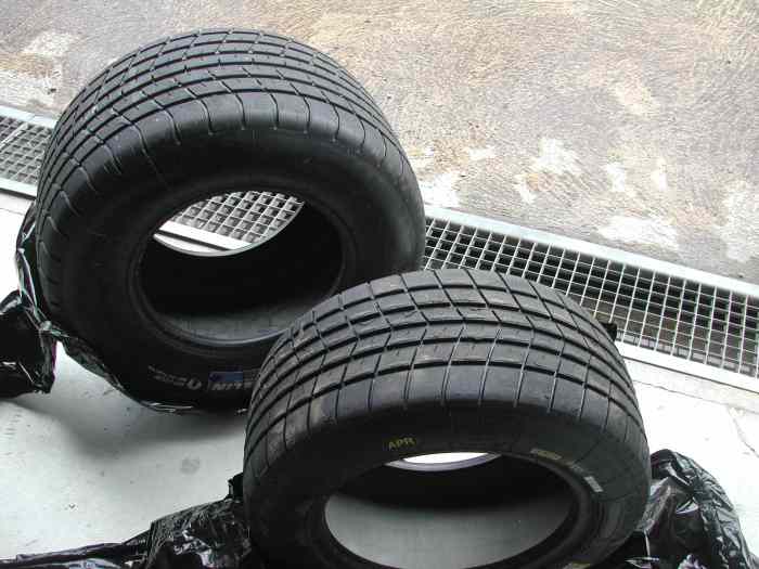 Pneus Michelin Pluie P 412