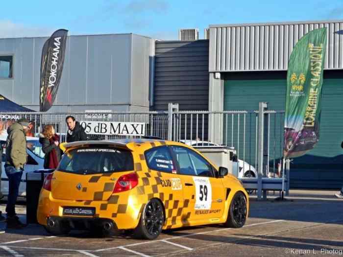Clio 3 cup x85