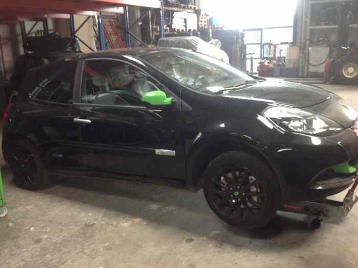 Clio 3 Rs Gordini phase 2 accidenté 1