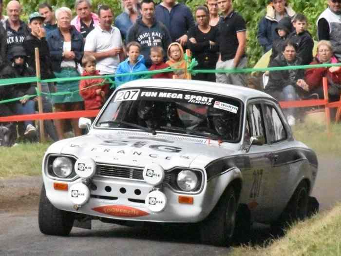 A vendre Ford Escort MK 1 RS2000 VHC 1