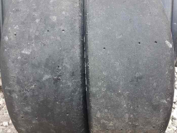 SLICK AVON 8/21.5/15 GOMME A24 QUASI NEUF 0