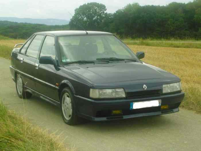 Renault 21 2L Turbo 1