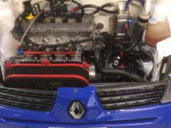 Vends Renault Clio Maxi F2000/14 kit car 273ch 4