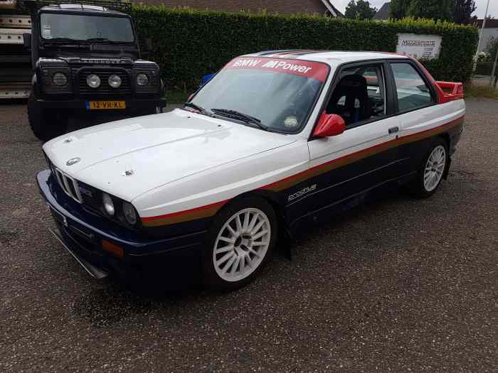 BMW M3 E30 Group A driven by ari vatanen 0