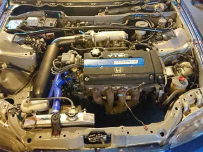 Vend Moteur honda civic B16a2 group A ou F2000.