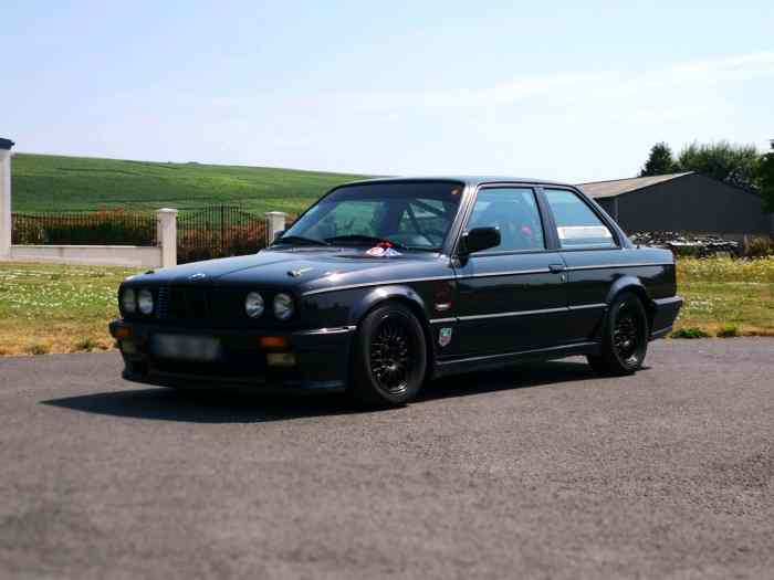 BMW 325 i coupe MTECH 1  ideal HTCC VHC