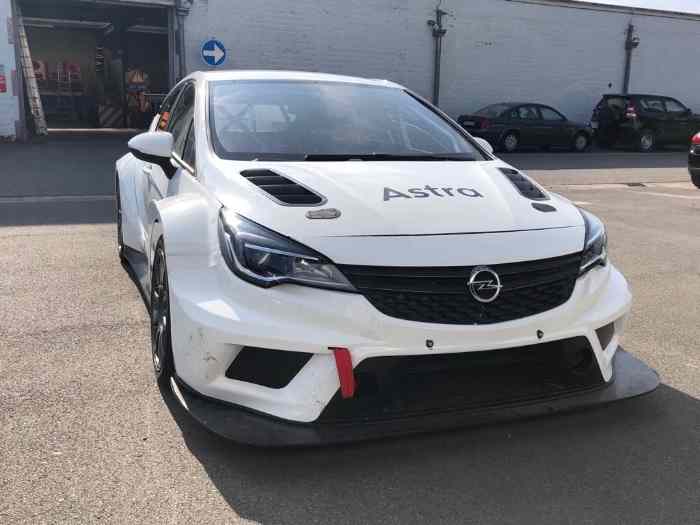 Opel Tcr