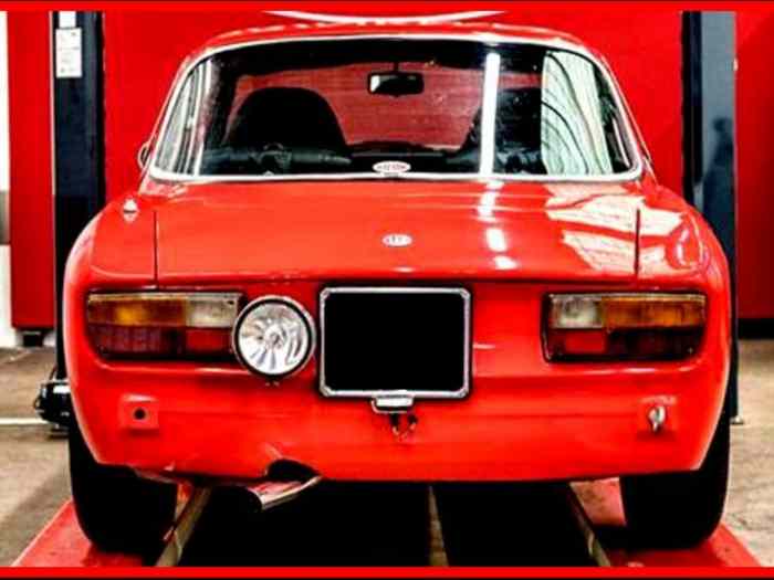 ALFA ROMEO COUPE BERTONE 1972 2