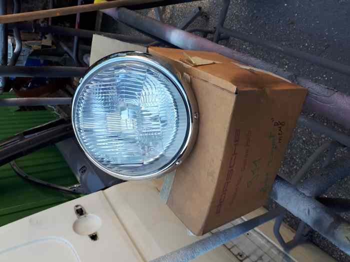 Phare AVD Porsche 911 1981 neuf