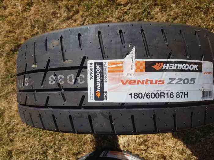 Pneus neufs T52 Hankook 16 pouces 2