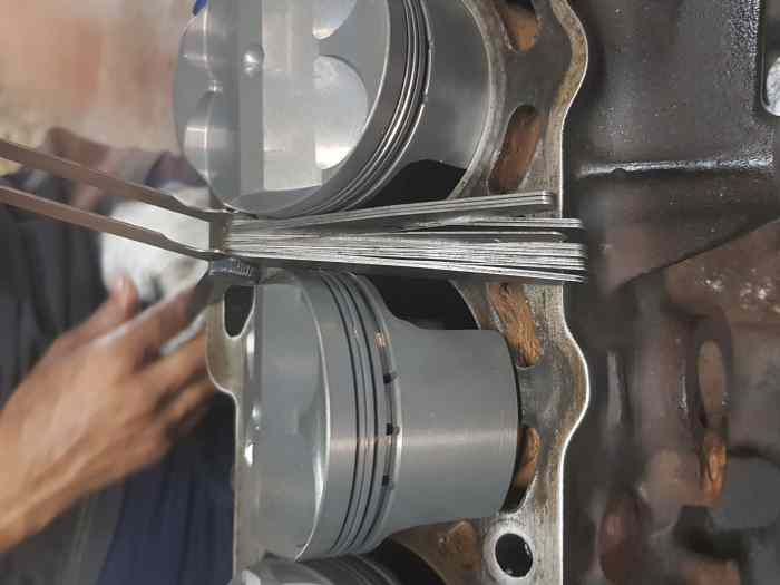 Pistons iasa tu5j4