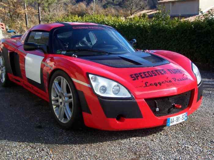 VENDS OU ECHANGE SUPERBE OPEL SPEEDSTER TURBO REPRISE POSSIBLE 2