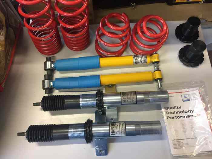 Ressorts Abaissement H&R 29348-1 Pour BMW X5 E53 - Abaissement 30mm AV/AR, Fabriqués En Allemagne
