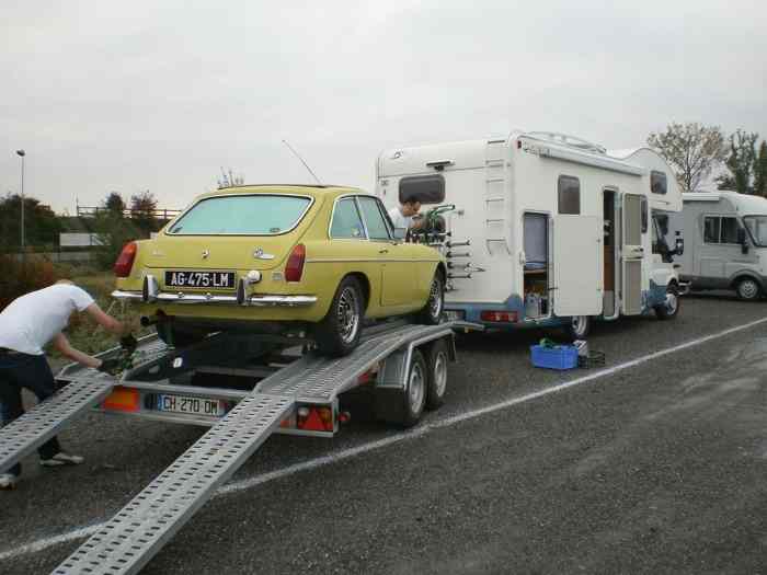 Camping Car Ford TDCI 2.4 140 cv 2006. Roues jumelées - Attelage remorque 5