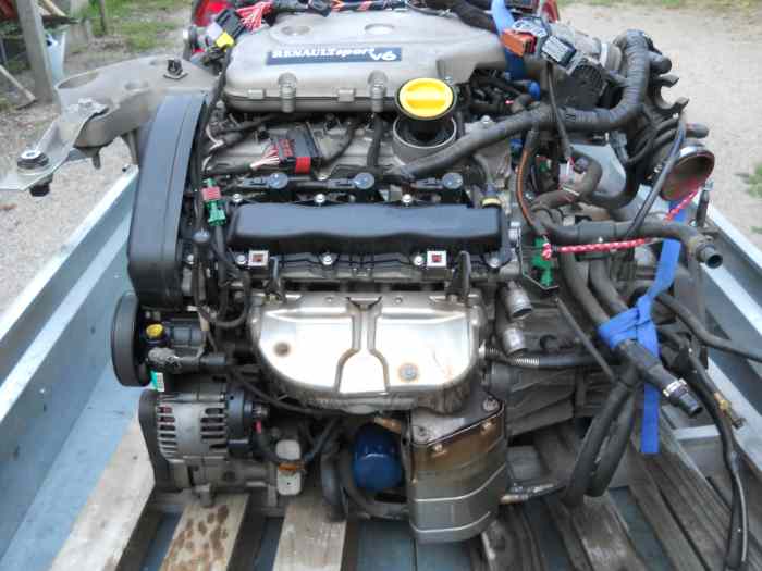 moteur boite renault clio v6 phase 2 0