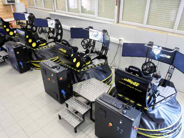 simulateurs de pilotage automobile ELLIP6 0