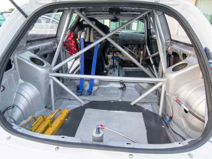 Alfa Romeo 147 Superproduzione N.Teconogy 1