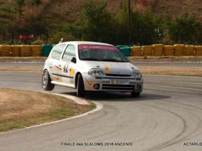 CLIO RS GRA 1