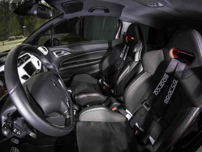 Citroen DS3 Racing 270cv 1