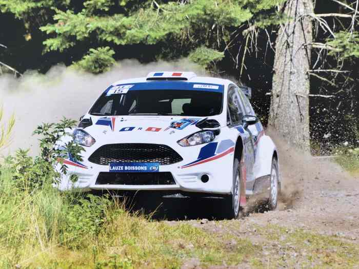 LOCATION FIESTA R5 EVO2 4