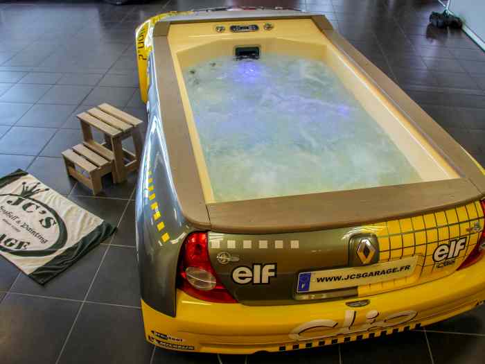 vds clio s 1600 jacuzzi 1