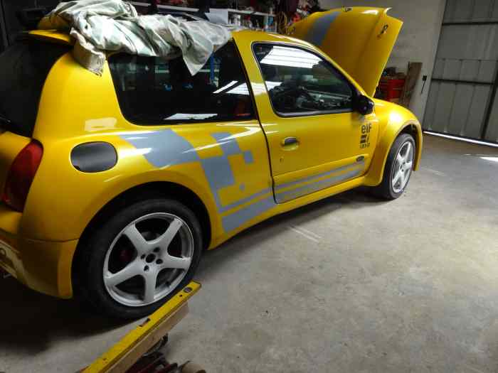 clio 2rs1 large 0