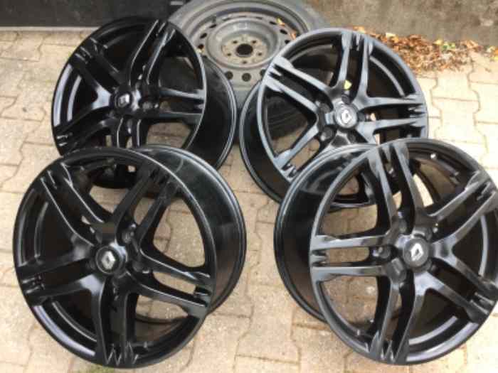 Jantes 18 pouces megane 3 rs