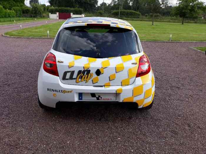 Renault Clio 3 f 2014 access 1